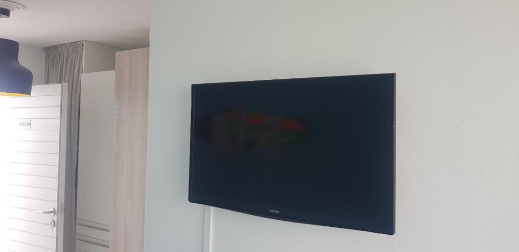 Tres Bel Appartement Avec Vue Mer, Acces Direct A La Plage Et Piscine Surveillee Saint-Francois  Zewnętrze zdjęcie